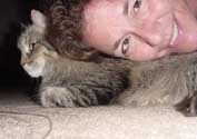 r_snuggles3_th.jpg (10518 bytes)