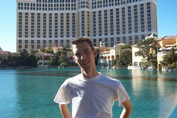 Ich vor dem Bellagio