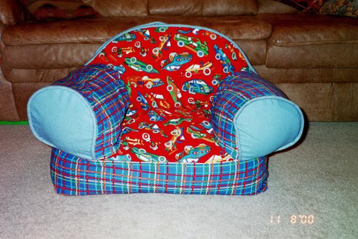 Blue Clue's Thinking Chair / Stuffed chair