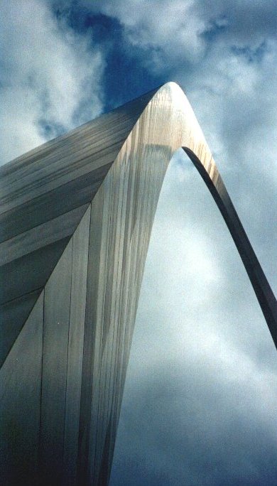 My arch is bigger than yours! Naa naa!
