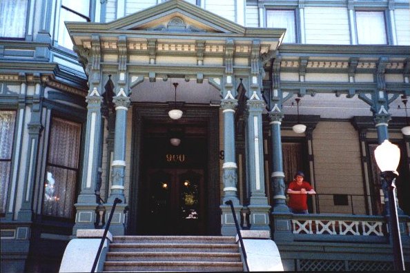 Sacramento hostel and me