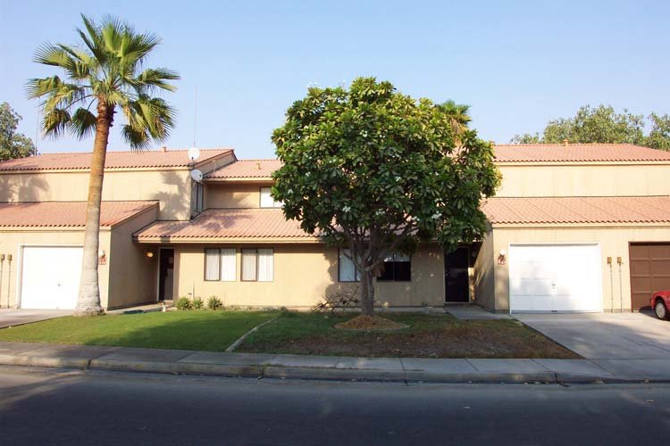 Dhahran Hills Camp nearbouring townhouses