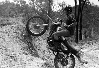 Mucking about in the Harvey Ranges (Townsville)