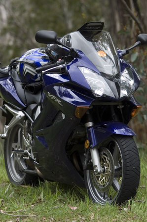 The attractive Honda VFR800!