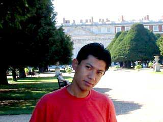 Hampton Cort London 2003 August