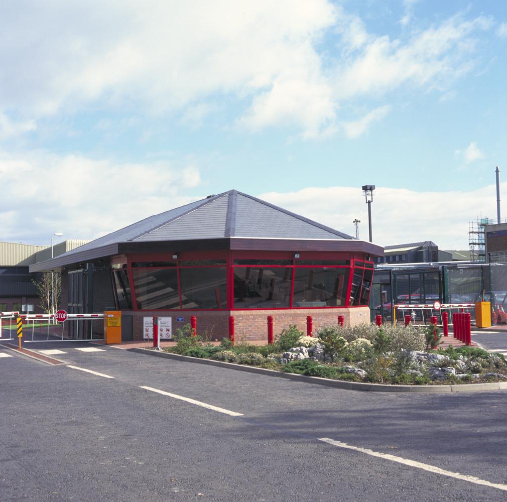 gskgatehouse01 (323K)