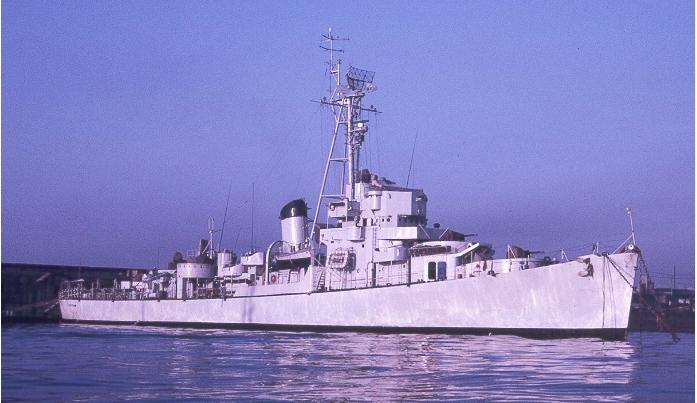 cannon.jpg (43328 bytes)