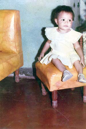 Jhe, posing.....