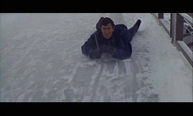 Bond chases after Blofeld