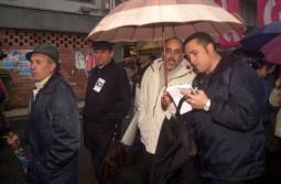 A&iacute;nda hab&iacute;a algunha xente