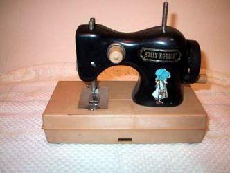 Holly Hobbie Sewing Machine