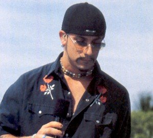 This is my dedication to Rosalinda. . .Alex has red roses on his shirt.