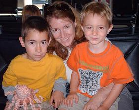 Linda/Sam/Max at Yakima Airport