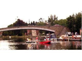 Water jourst on the Sambre in Belgium