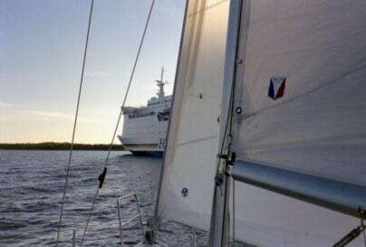 boat7.jpg (20264 bytes)