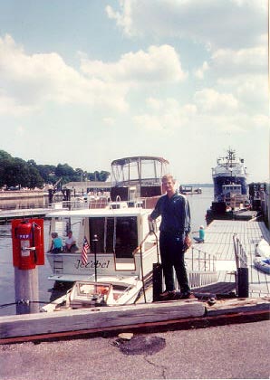 cw.jpg (30885 bytes)
