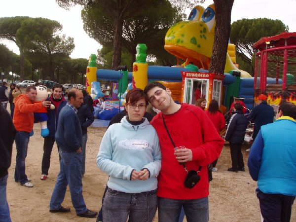 Rut y Alberto. Y al fondo que traman esos dos.