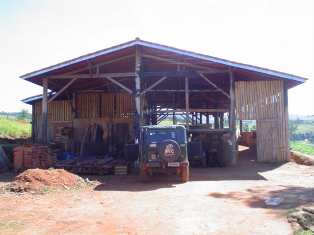 Alternativa para acampar num local coberto, tamb�m usado para eventos