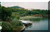 hangzhouwestlake1.jpg (180303 bytes)