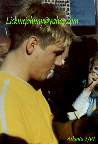NickyAtlanta2.jpg (56558 bytes)