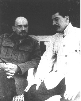 Lenin e Stalin, Gorky 1920