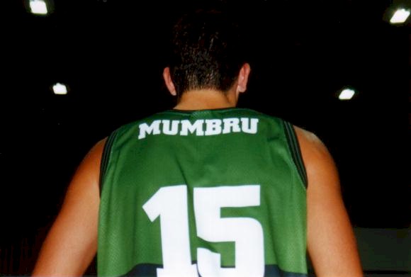 15 mumbru.jpg (26400 bytes)