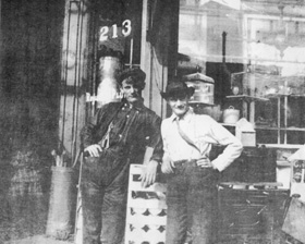Donald and Neil O'Hair at 213 4th Street, 1905