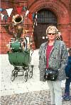 Mandy with unusual instrument