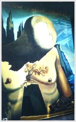 figures-dali museum 49.5K