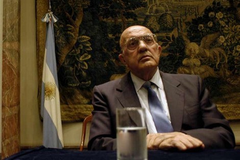 Diario Accion de General Rodriguez, politica, actualidad, noticias e informacion, personalidades e instituciones, policiales, galerias de fotos; historia de General Rodriguez, sus origenes, edificios, estancias, habitos y costumbres, anecdotas, comercios e industrias, los fundadores, antiguas instituciones, fotos e imagenes; suplementos especiales: la crisis politica, economica y social de la Argentina, los acontecimientos de Diciembre de 2001, articulos y entrevistas; Emigracion: toda la informacion destinada a aquellos que desean emigrar, radicarse o estudiar en el exterior, visas, pasaportes, consejos, guias, informacion util, links; Trueque: novedades e informacion, links, estructura del trueque; el casamiento de Maxima Zorreguieta y el principe Guillermo Alejandro de Holanda; Guerra de Afganistan: galeria de imagenes e informacion sobre la primera guerra del siglo XXI; la guerra de Irak, Bagdad, Georges W. Bush, Saddam Husseim, el atentado a las torres Gemelas de Nueva York, las twin towers, el 11-s, y descripcion del hecho que conmovio al mundo; los ultimos dias de Pompeya, Herculano; un argentino en el Titanic, galerias de fotos; Nefertiti, reina de Egipto; Luz Sosa de Godoy Cruz; el Graf Zeppelin, el Hindenburg y dirigibles; las islas Malvinas y la corte de Luis XV, Madame Du Barry, Pompadour, Luis XVI, Maria Antonieta, la Revolucion Francesa; Empleo: consultoras, clasificados, agencias de empleo, consejos e informacion util, curriculum vitae, como confeccionarlos, noticias de actualidad; Los numeros de la crisis: Las consecuencias de la crisis politica, economica y social; estadisticas, pobreza, desnutricion, salud y asistencia; noticias regionales y provinciales, columnas y editoriales; informacion para negocios: pymes, links, empresas y negocios; Agenda Cultural con toda la informacion de cursos, universidades, talleres, escuelas y oportunidades, exposiciones de arte de la region; buscadores en Internet, Enlaces: links a los mejores sitios de educacion, cultura, arte, biografias, politica, interes general, web, Links del Diario Accion: RMS Titanic, su historia, su tragico viaje inaugural; historias, testimonios, documentos y articulos sobre el naufragio; links y sitios sobre el tema; la pelicula de Cameron, fotos e imagenes; suplementos especiales, Historia Argentina y de General Rodriguez, la llegada de la democracia en General Rodriguez, la asuncion de Juan Lumbreras como intendente en 1983, galeria de imagenes, sus palabras y los actos, su gabinete, festejos de la comunidad. Fundacion del pueblo de General Rodriguez, sus instituciones y personalidades relevantes, arquitectura y edificios, comercios e industrias, sus comienzos, estancias, inmigraciones italianas, espa&ntilde;olas, vascas e irlandesas, anecdotas y efemerides, sus hombres ilustres, el Hospital Vicente Lopez y Planes, su fundacion por las Damas de Beneficencia, el hundimiento del crucero General Belgrano, testimonios de ex combatientes y tripulantes, su comandante Hector Elias Bonzo, fotos e imagenes, recuerdos y homenajes, historia de la familia Bonzo de General Rodriguez, entrevistas y articulos periodisticos. La guerra de Malvinas en el Atlantico Sur, el conflicto belico con Gran Breta&ntilde;a de 1982, politicos relevantes, Benjamin Paez y Trueba, fotos antiguas de familias fundadoras, galerias de imagenes de pobladores, recorrida virtual por el antiguo General Rodriguez, el paso de la Infanta en 1910, historia de La Serenisima, la familia Mastellone, La Choza, Bernardo de Irigoyen, peronismo y radicalismo y muchisimo mas