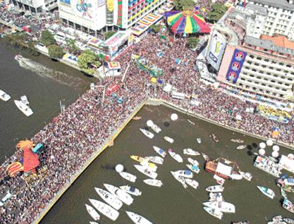 Galo da Madrugada - 2001