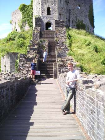 ransacked the castle keep