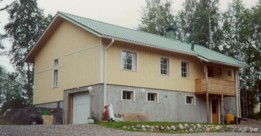 Backside of the Yellow House