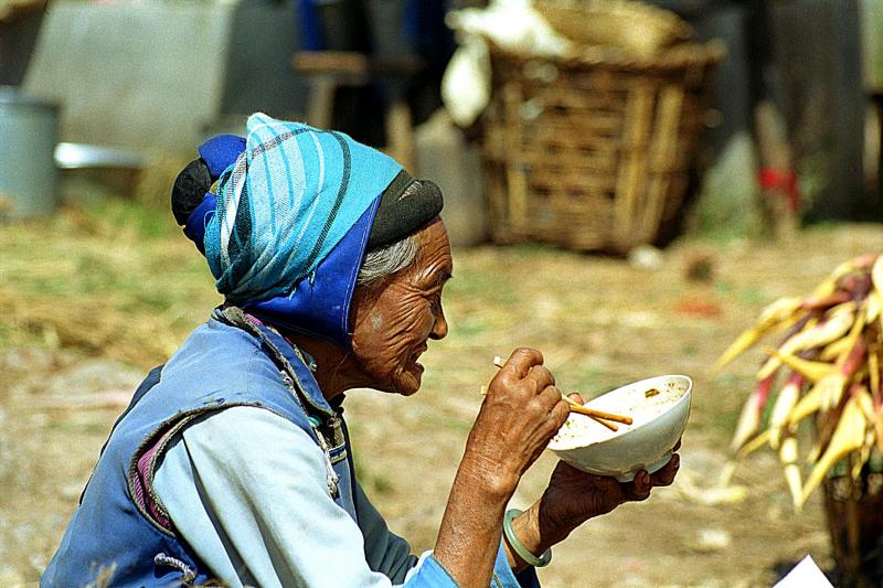 Eating Rice