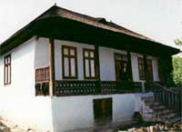 Peasant House, photo by Tiberiu Dima