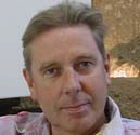 paulposeertklein.jpg (7611 bytes)