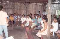 The vendors' organization in an orientation meeting