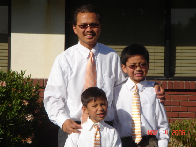 Andrew, Jake & Friend took a pix after sang at UISDA church november 2006