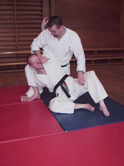 Sensei Gordon, demonstrating Yari Bo
