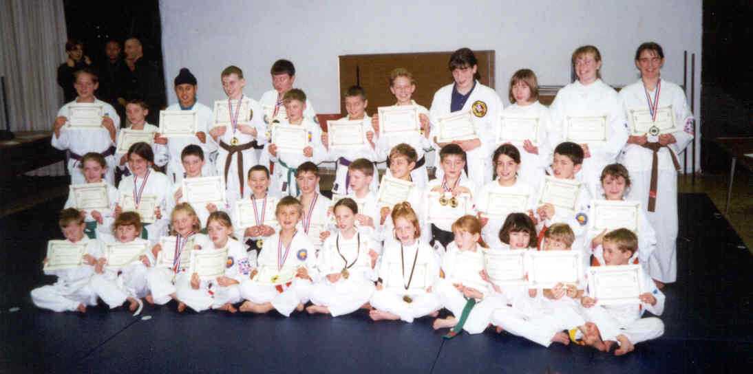 Junior competitors November 2000