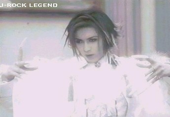 Gackt-sama - look at those fingernails.. o.o