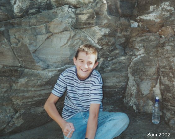 Sam climbing Diamond Head '02