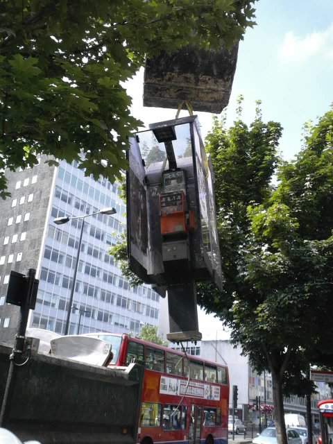 Telefono...