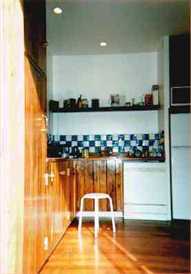 The kitchen 10kb