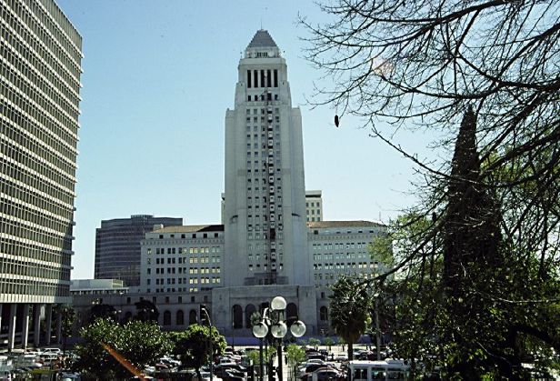 LAcityhalll1925.jpg