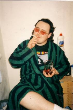 Jez on the toilet.. ewww!