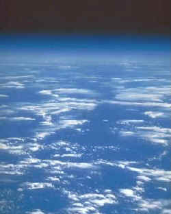 atmosfera3.jpg (8390 bytes)
