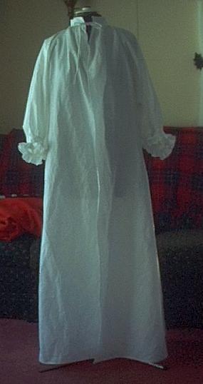 click on picture to see close up of ruffled sleeve