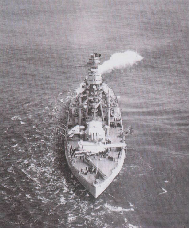  USS ARIZONA BB-39 1 Torpedo hit&nbsp; 8 bomb hits&nbsp; half sunk