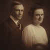 IN&Alice.jpg (14535 bytes)